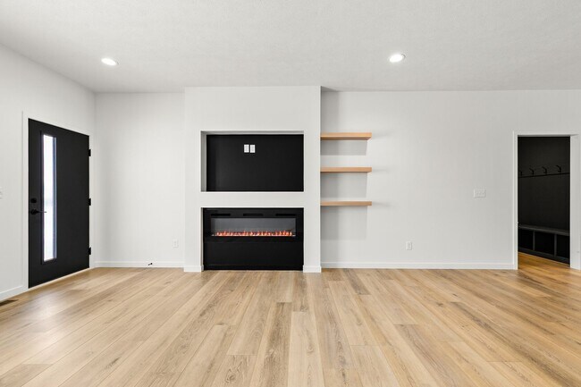 Building Photo - 1311 SW 36th St