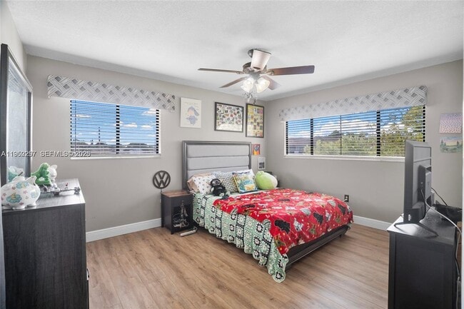 Building Photo - 9606 W McNab Rd