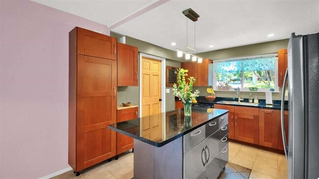 Building Photo - 11510 Oak Knoll Dr