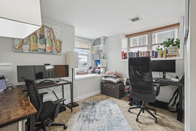 Building Photo - 36 Cummings Rd