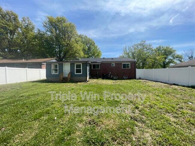 Building Photo - 2415 Stoney End Ct