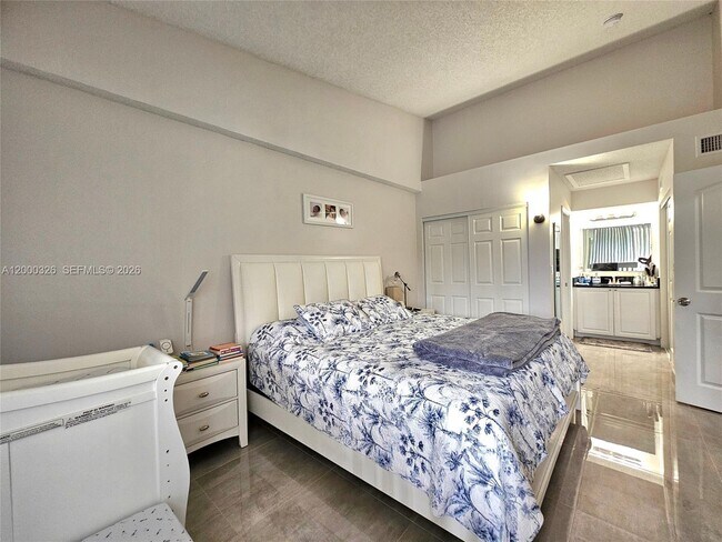 Building Photo - 841 Lyons Rd