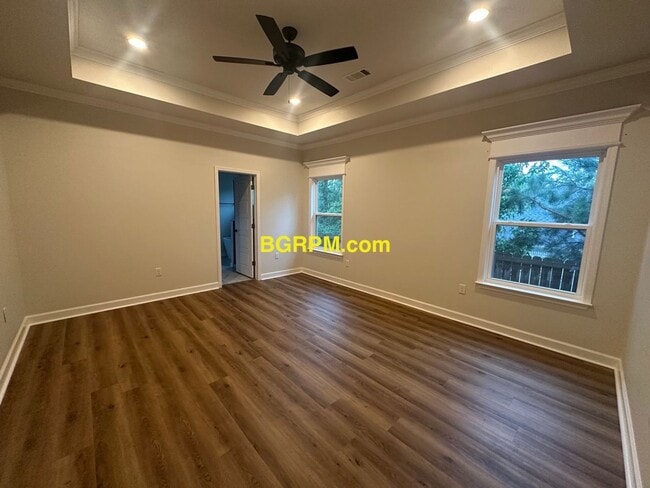 Building Photo - 4 BD 2 BA