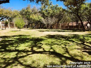 Building Photo - 9810 Park Dr