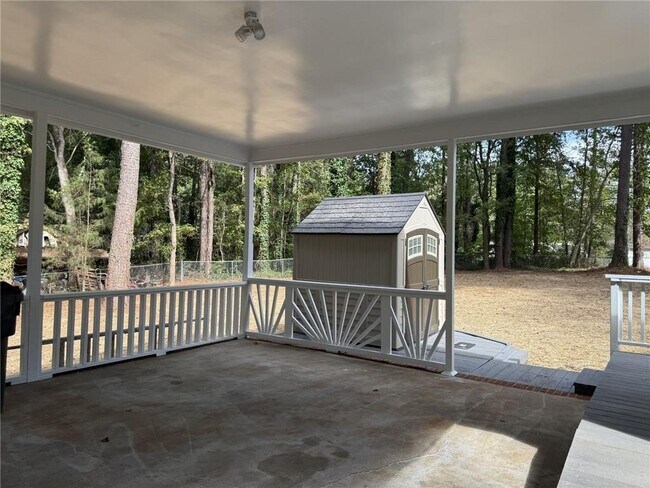 Building Photo - 361 Buck Ct