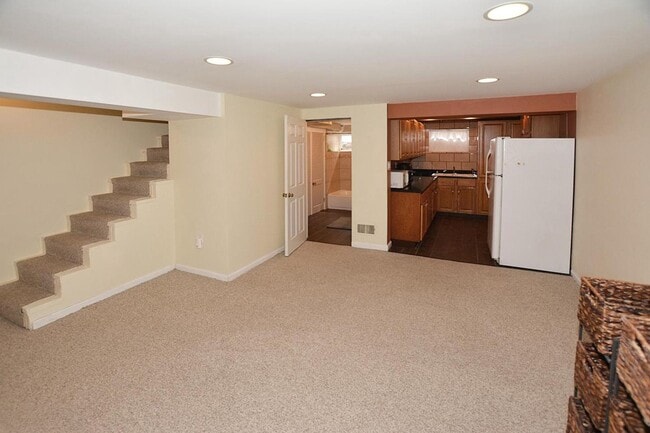 Building Photo - 113 E Taylor Run Pkwy