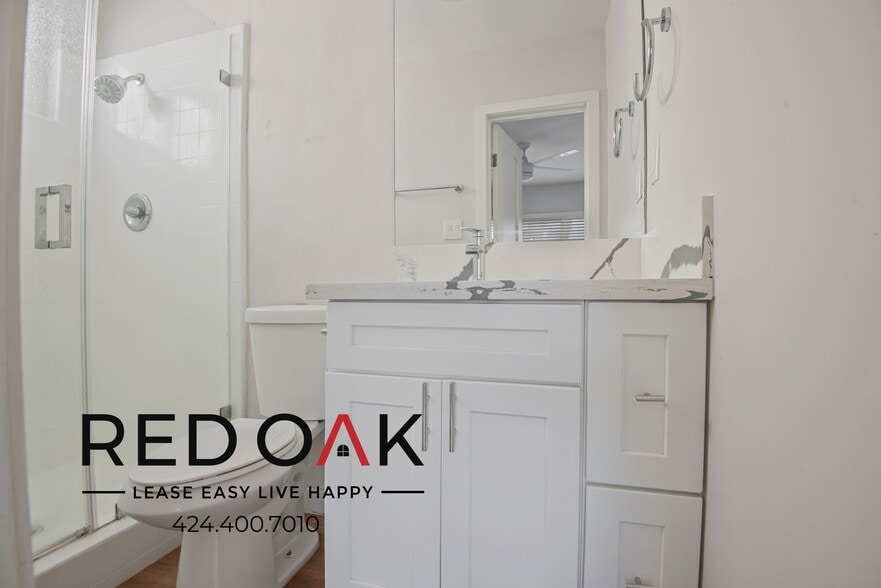 Building Photo - 1942 S Garth Ave