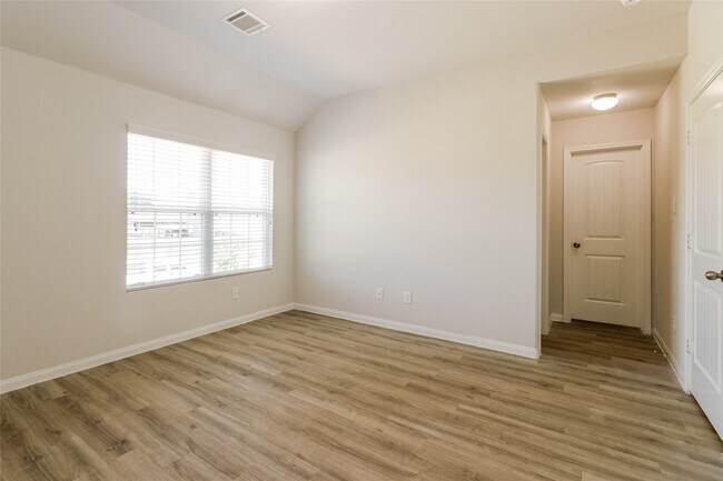 Building Photo - 13806 Spring Meadows Ct