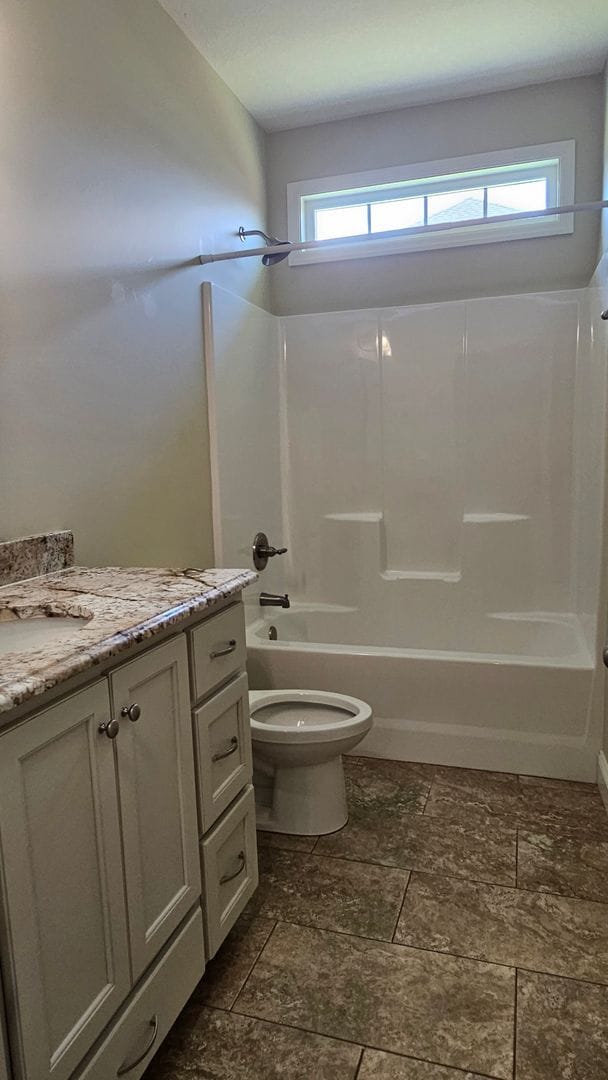 Building Photo - Knights Landing four bedroom home