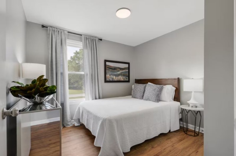 Building Photo - 179 Anderson Ln