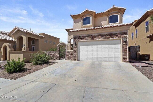 Building Photo - 11621 St Martin Way