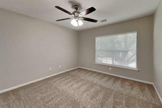 Building Photo - 22923 Rainbow Bend Ln