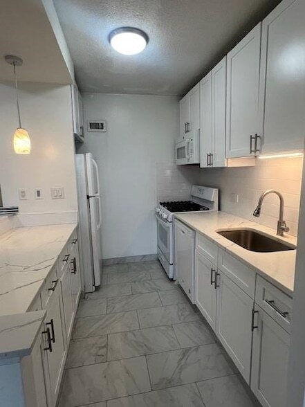 Building Photo - 7002 JFK Blvd E