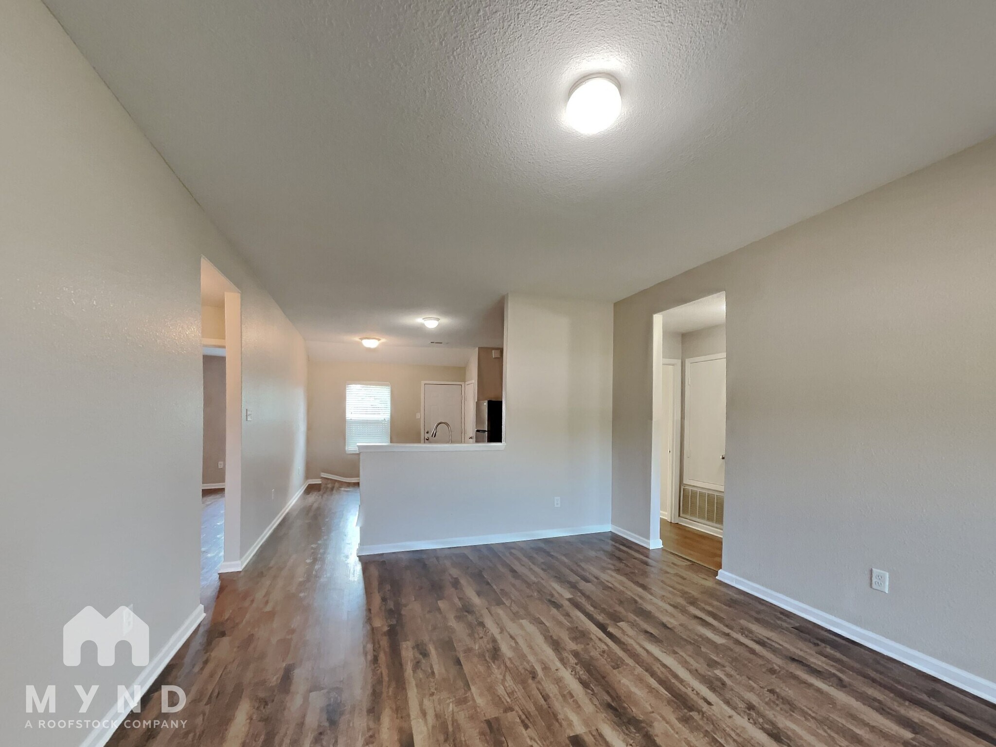 Building Photo - 206 Palm St