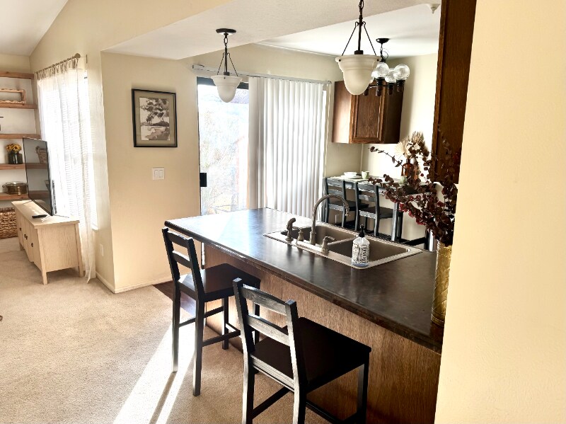 Building Photo - 2639 S Xanadu Way