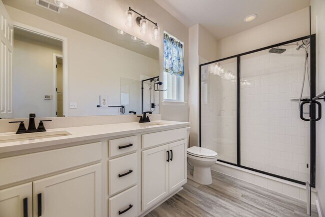 Building Photo - Beautiful 4-Bedroom Ranch Home in highly s...
