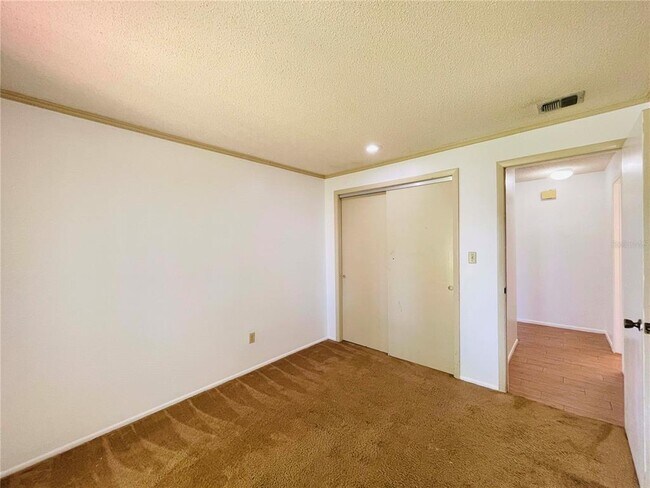 Building Photo - 428 Breakwater Dr