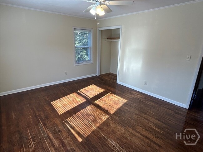 Building Photo - 190 Northcrest Dr