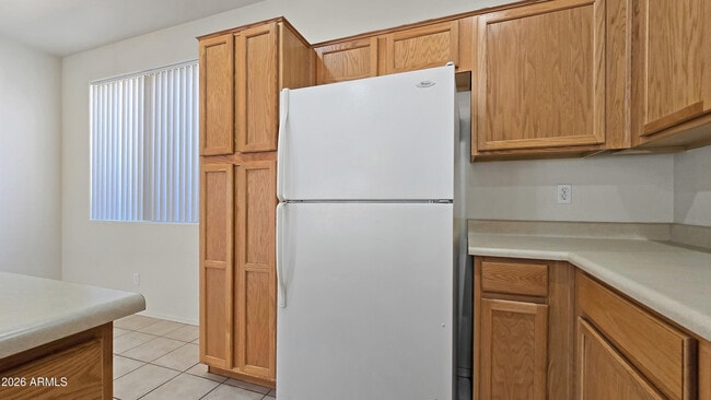 Building Photo - 12519 W Campina Dr