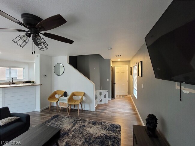 Building Photo - 6213 Capehart Falls St