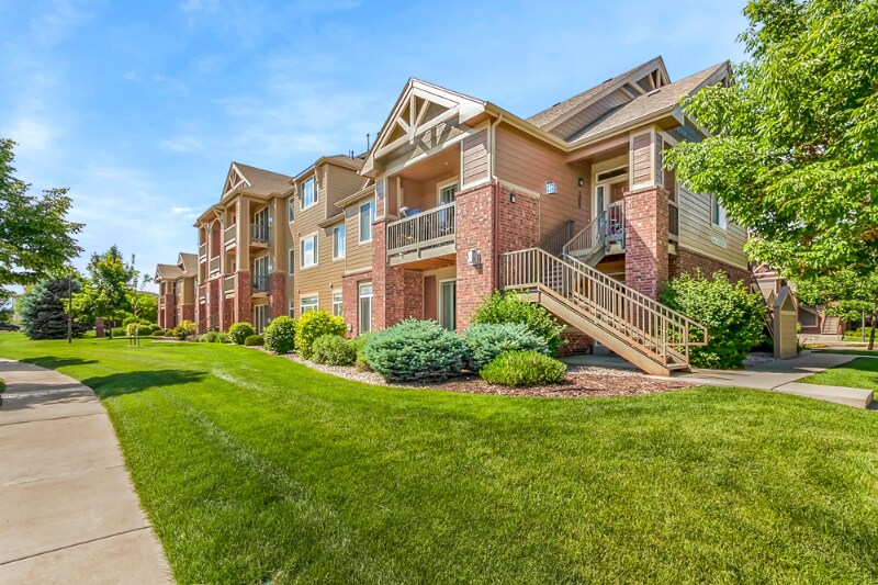 Building Photo - 2445 Windrow Dr