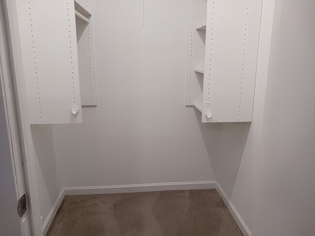 Building Photo - 3 bedroom Townhome in Grayson Valley **Ava...