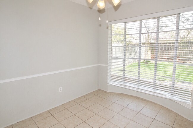 Building Photo - 13511 Brook Hollow Dr