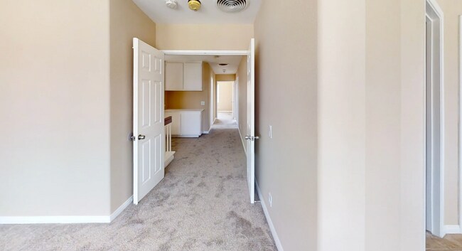 Building Photo - 1359 Pajero Dr