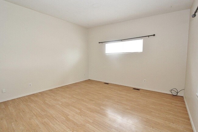 Building Photo - 7149 W Ustick Rd