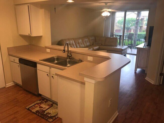 Building Photo - 1000 Scotia Dr