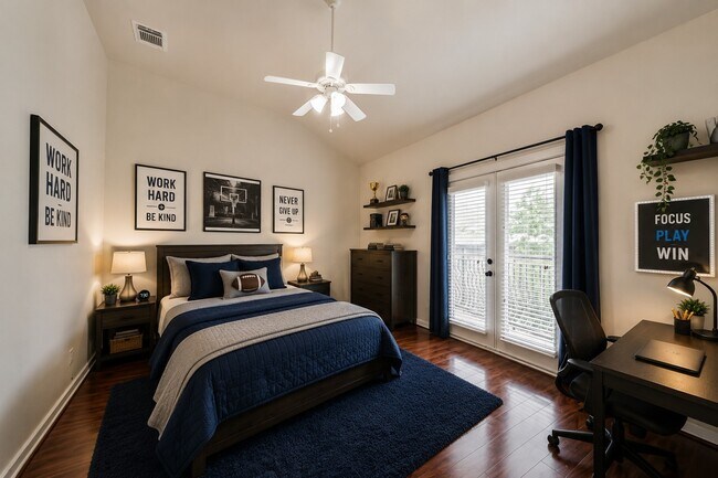 Building Photo - 11025 Robin Hood Ct