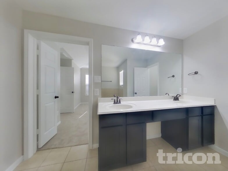 Building Photo - 6706 Honey Harvest Ln