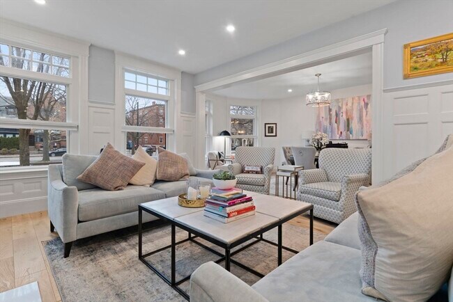 Building Photo - 1797 Beacon St