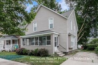 Building Photo - 206 Valley Ave NW