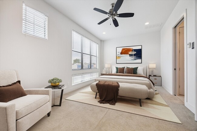 Building Photo - 1120 Ennis St