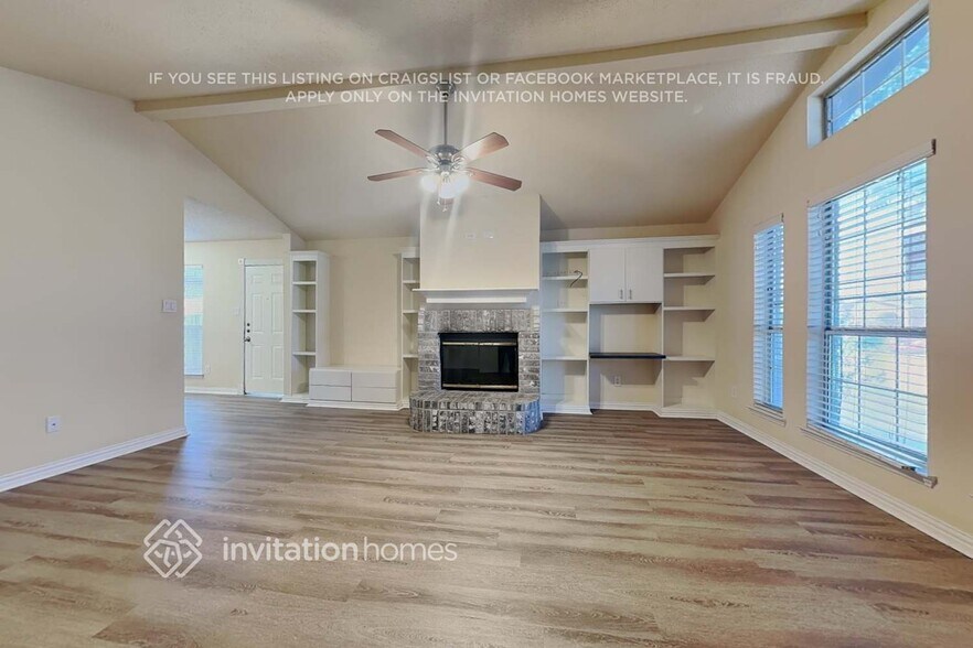 Building Photo - 2075 Paint Pony Ln