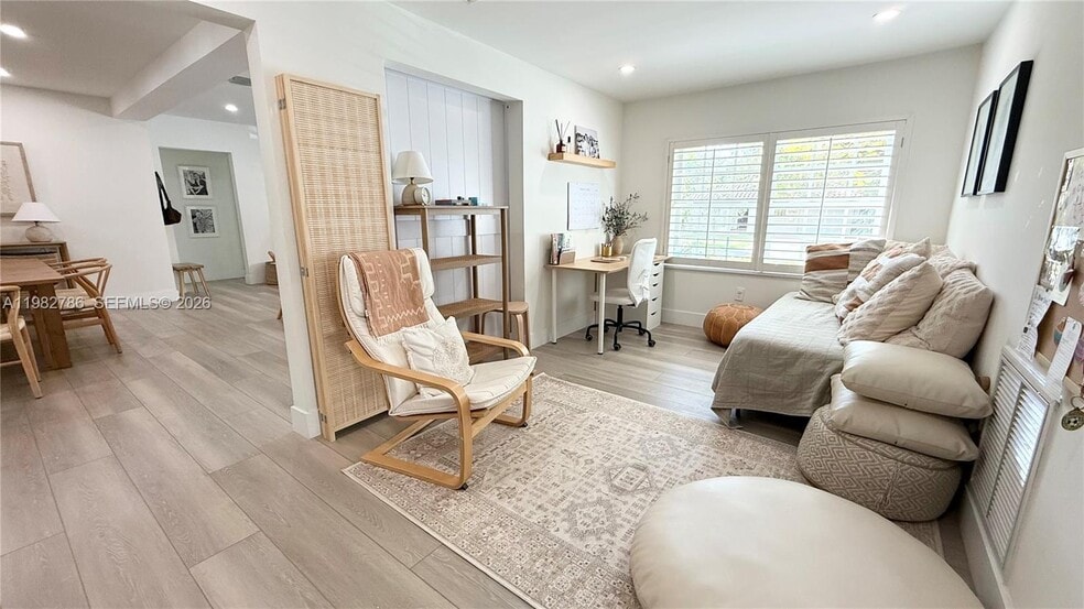 Building Photo - 5785 SW 54th Ter