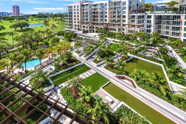 Building Photo - 210 SE Mizner Blvd