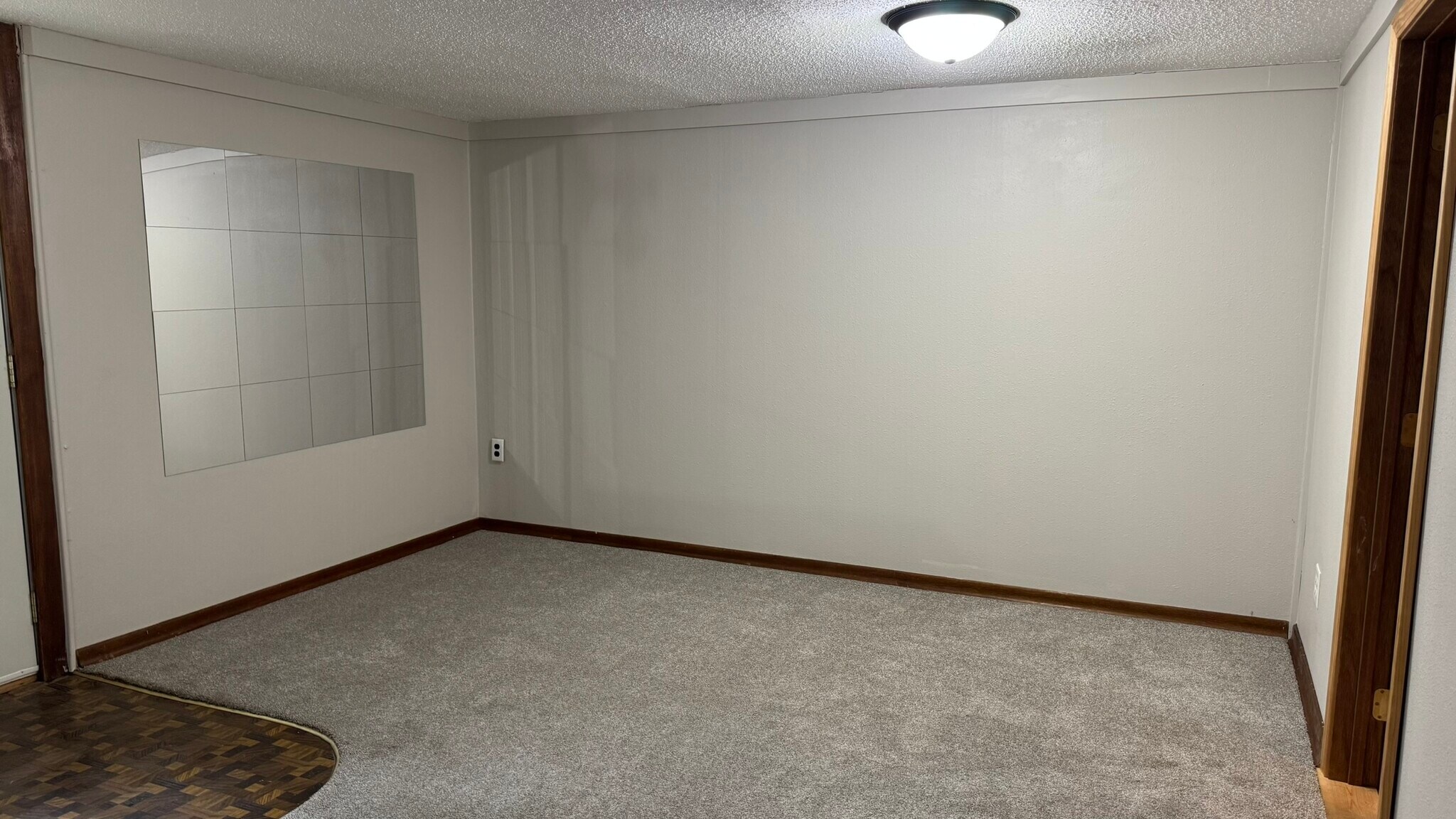 Building Photo - 1331 Spruce Hills Dr