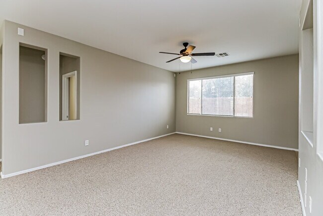 Building Photo - 3433 E Arianna Ave