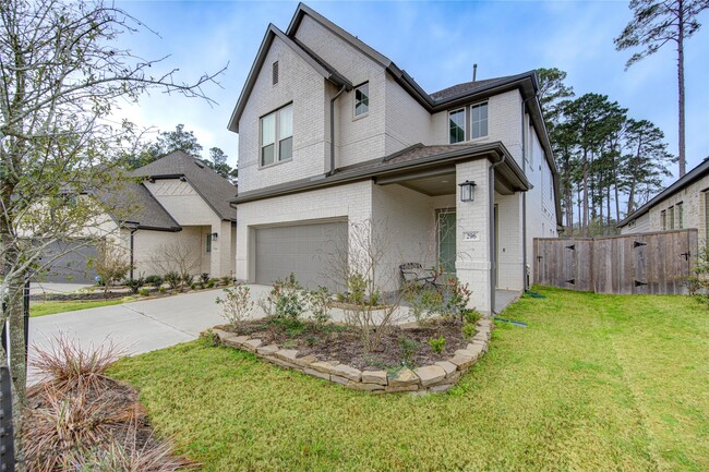 Building Photo - 296 Mallorn Ln