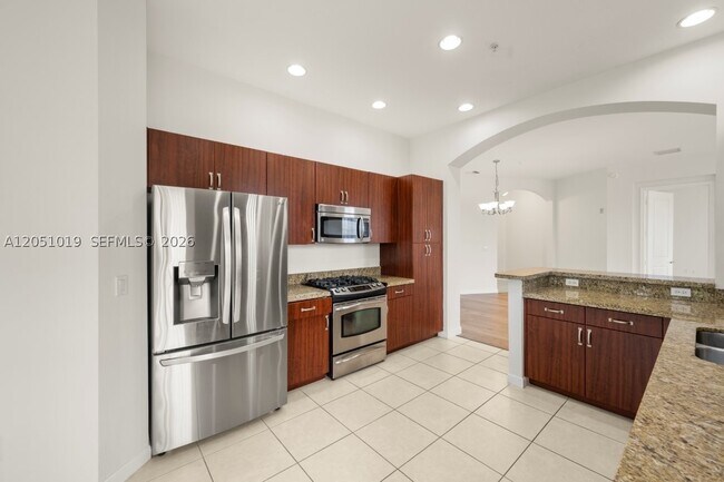 Building Photo - 2900 NW 125th Ave