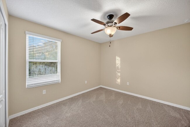 Building Photo - 104 Riachuelo Ln