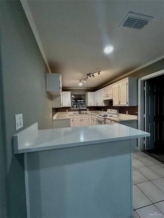 Building Photo - 24 Whitewing Dr