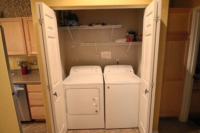 Building Photo - Furnished 2 Bedroom Condo in Sunriver For ...
