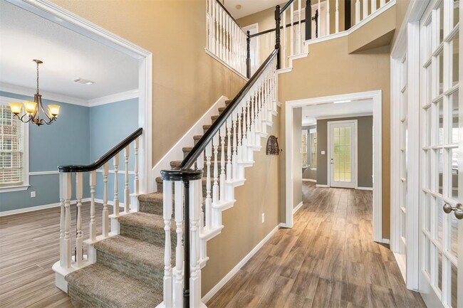 Building Photo - 50 N Cochrans Green Cir