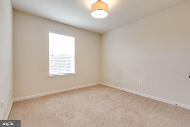 Building Photo - 7048 Foxton Way