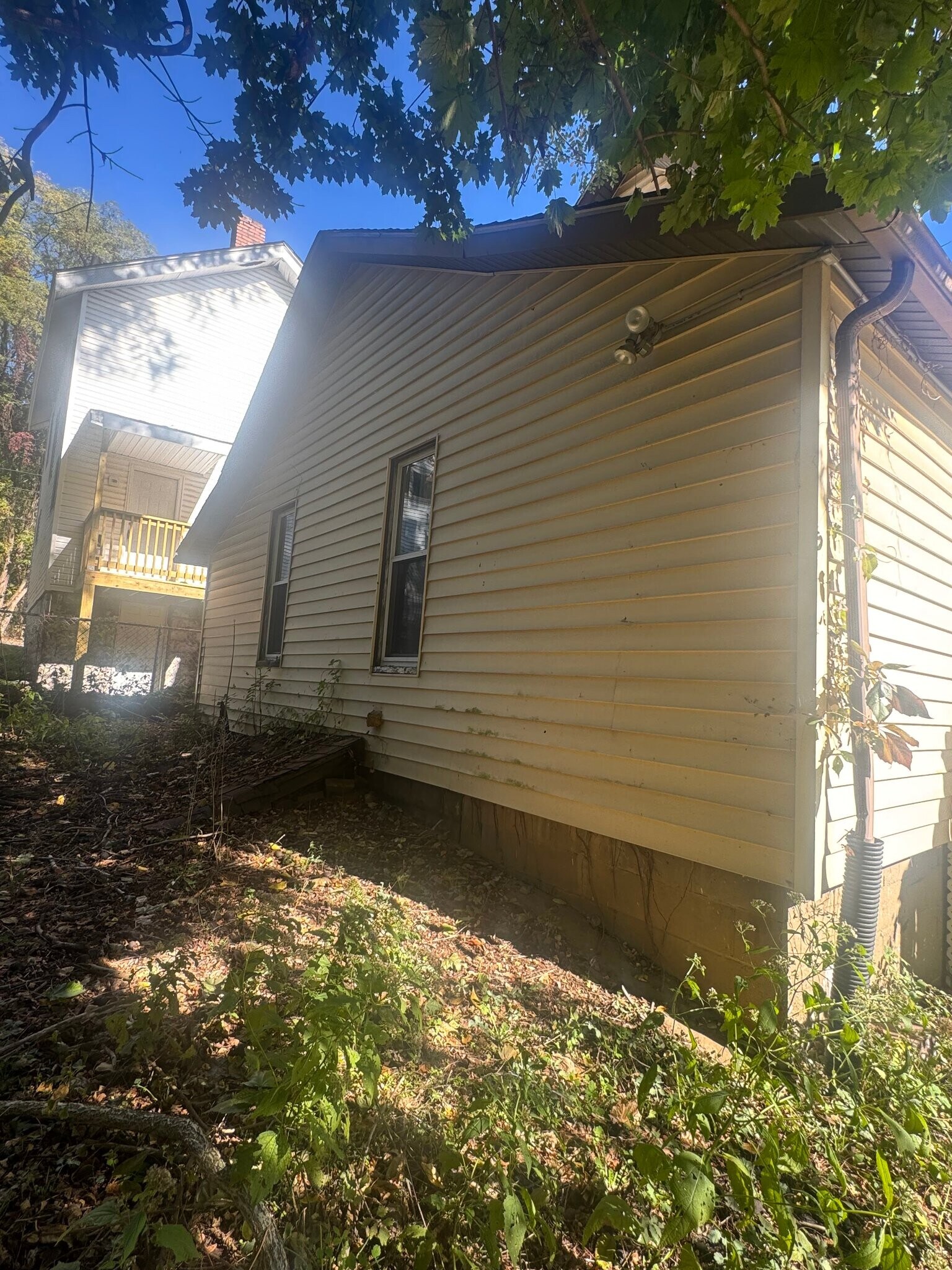 Building Photo - 360 Turner St