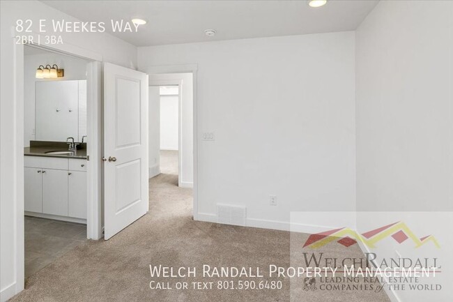 Building Photo - 2 Bed 2 Bath Newly Built Townhome in Clear...