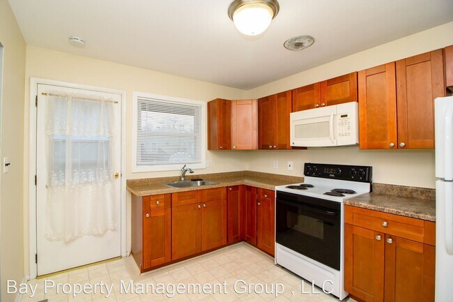 Building Photo - 3 br, 1.5 bath House - 609 Lacewood Drive
